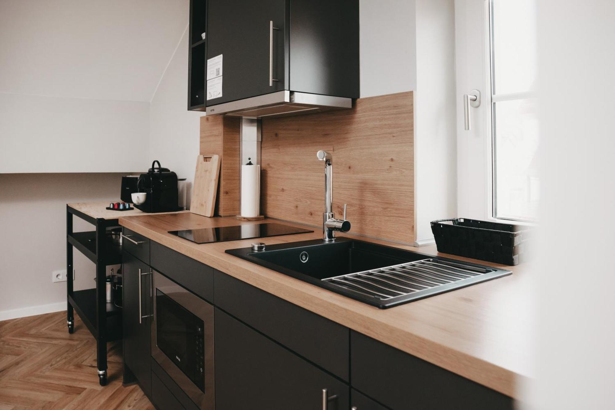 Dom Apartment III - Modern & Zentral Mit Kostenfreiem Parkplatz Fulda Eksteriør bilde