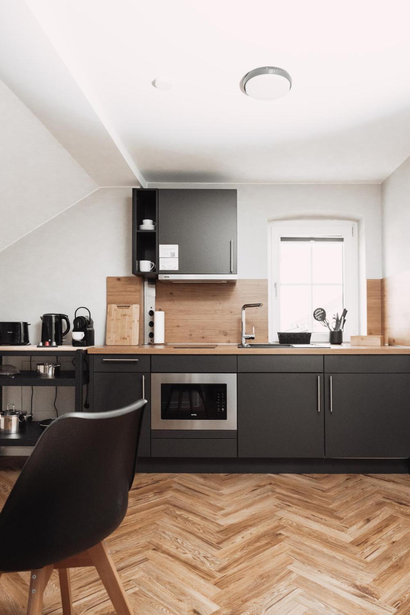 Dom Apartment III - Modern & Zentral Mit Kostenfreiem Parkplatz Fulda Eksteriør bilde
